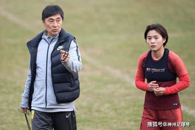 火箭暂缓超巨追逐计划 字母哥布朗交易不划算？